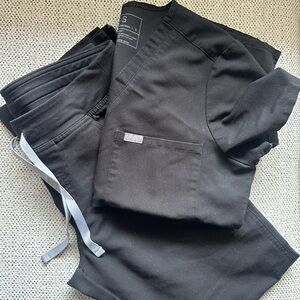 Black Scrub Set with Gray Drawstring